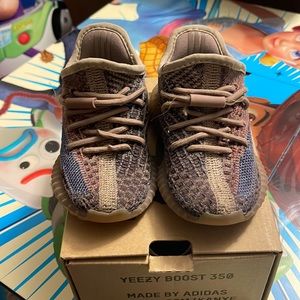Yeezy Boost 350 V2 Infants